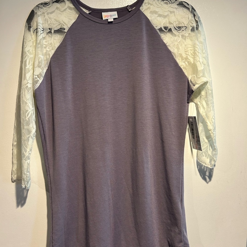 LuLaRoe Lavender Top with Cream Lace Sleeves